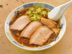 大衆食堂 しらかば　大月5