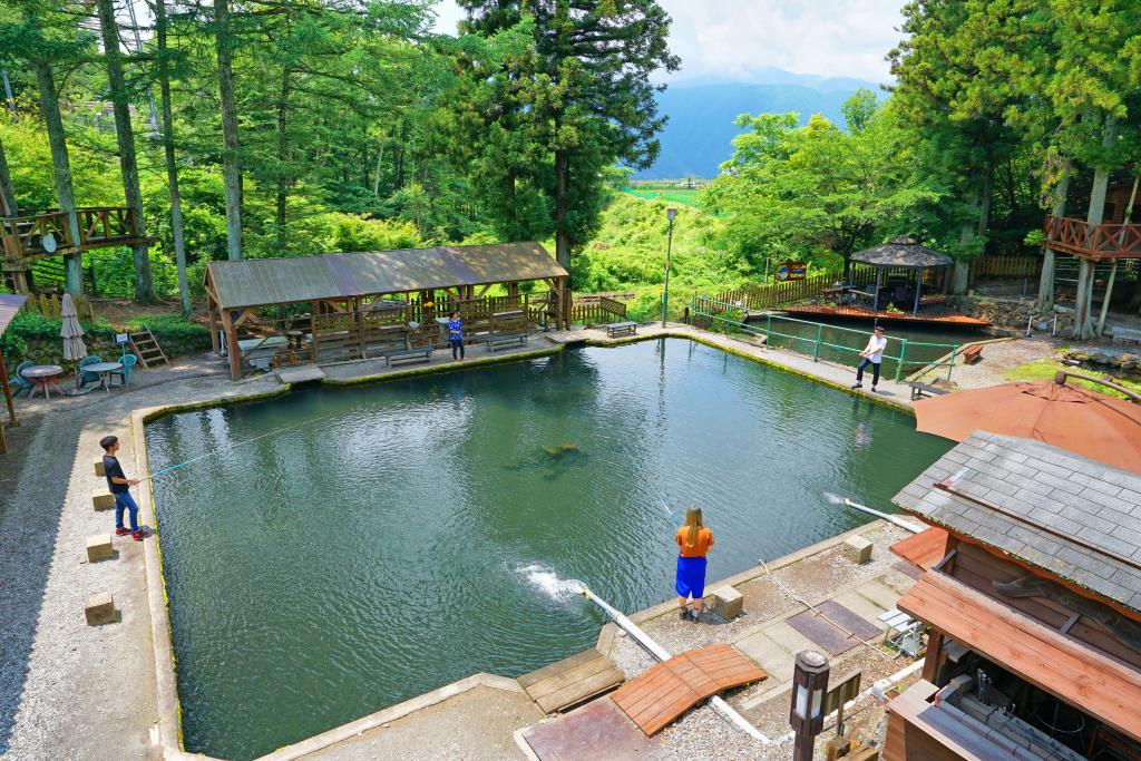 北杜市 フィッシングエリアやま里 釣り堀 バーベキュー5