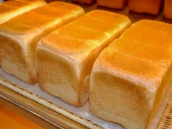 ベーカリー ブリエ 北杜市 パン