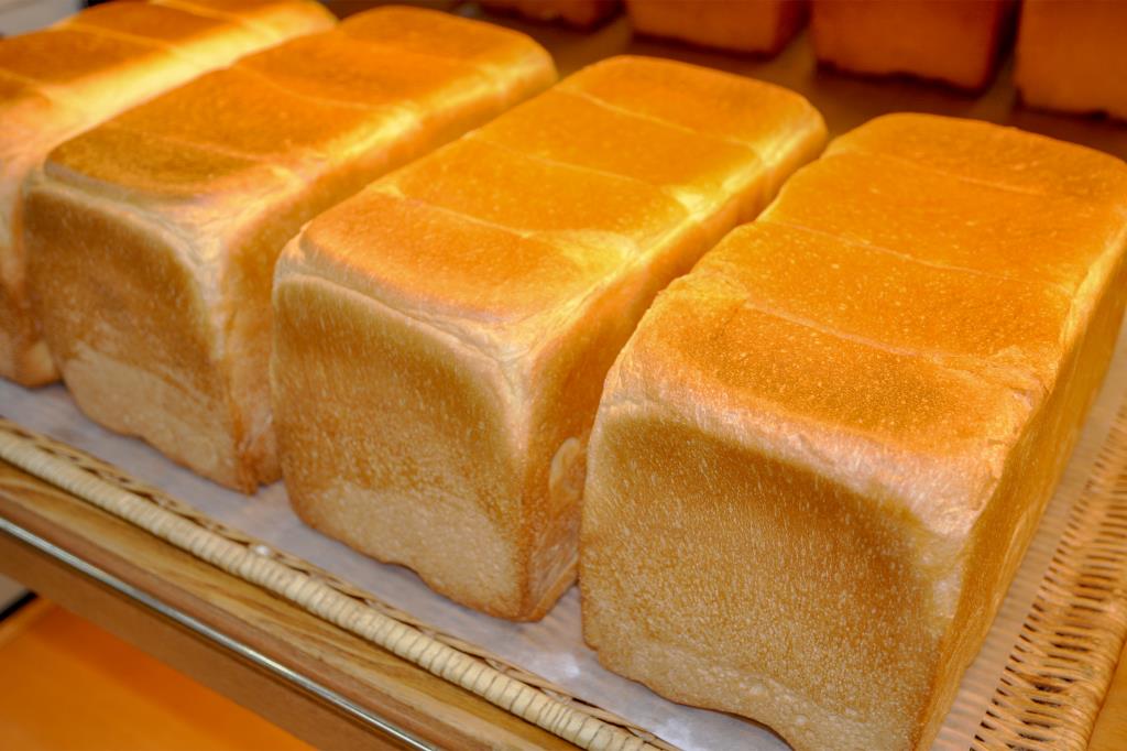 ベーカリー ブリエ 北杜市 パン