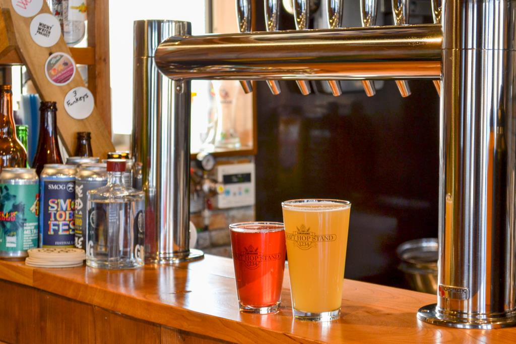 CRAFT HOP STAND 山梨市 バー5