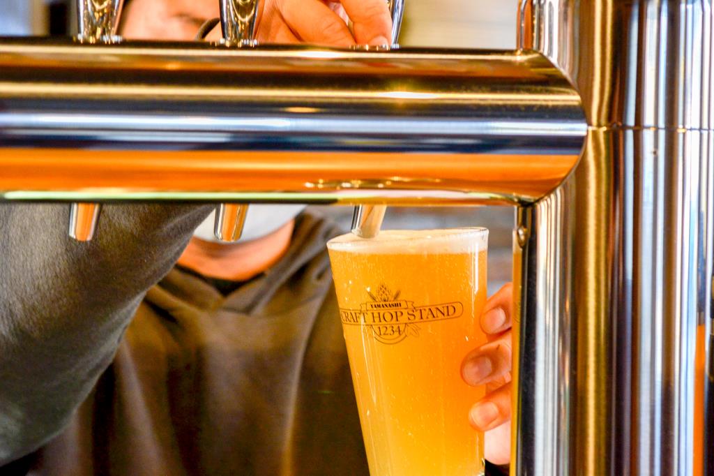 CRAFT HOP STAND 山梨市 バー3
