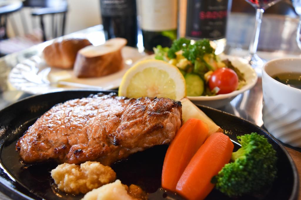 洋食＆喫茶 加牟那 カフェ 甲斐市5