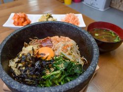 韓国食堂 キムチ屋