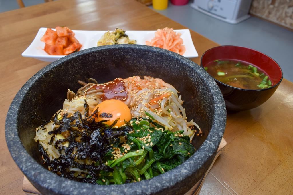 韓国食堂 キムチ屋 南アルプス市 各国料理