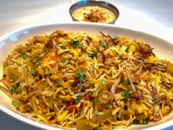 SHREE GANESH エスニック 甲府1