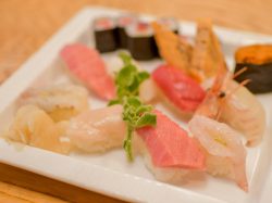 寿司 もちづき 都留市 寿司・和食