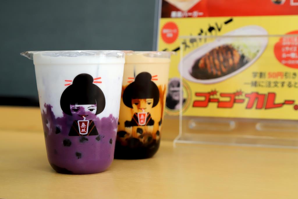 無双タピオカ新メニュー ロースカツカレー＆ジーパイ