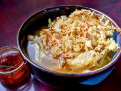 たかちゃんうどん 富士吉田市 そば・うどん