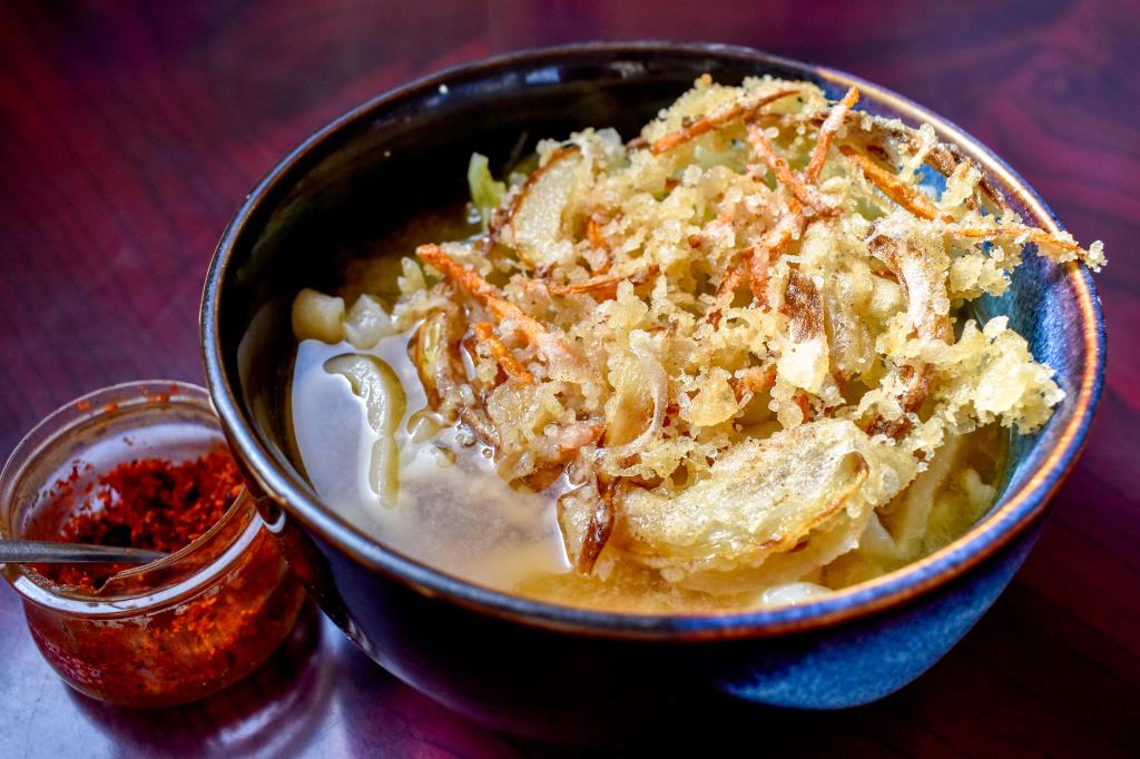 たかちゃんうどん 富士吉田市 そば・うどん