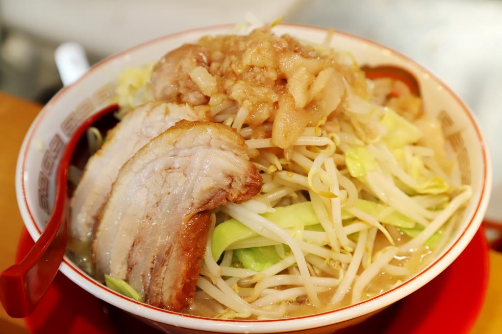 ラーメン豚彦 本店 昭和町 ラーメン