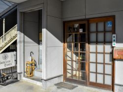 バンカム、ツル 都留市 カフェ