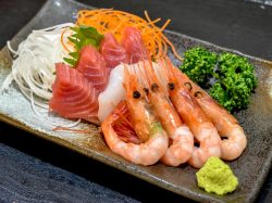 でんでん 甲府 居酒屋