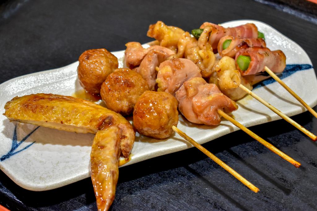 でんでん 甲府 居酒屋