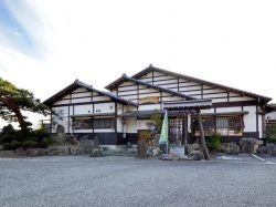 富士見茶屋 いろり 山梨市 和食・ほうとう
