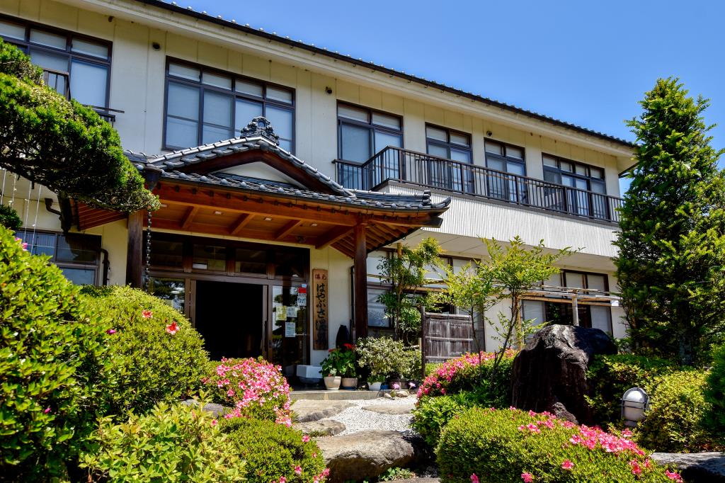 はやぶさ温泉 食事処 山梨市 和食