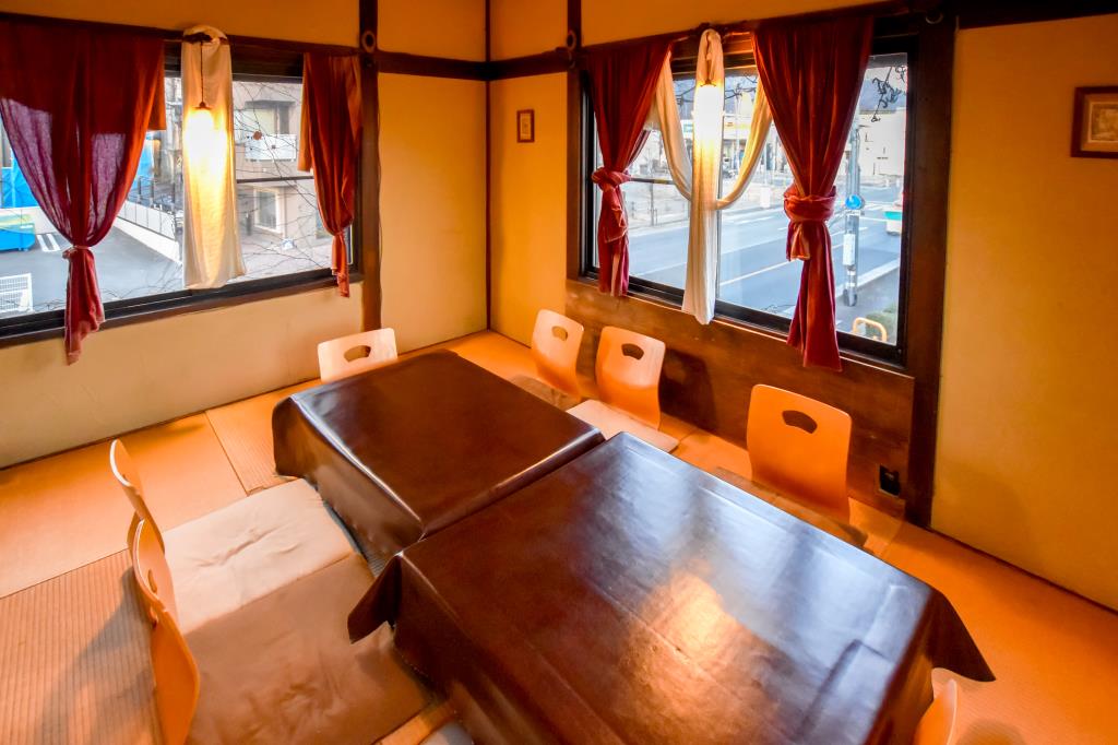 BAR Pes 甲府 バー・イタリアン