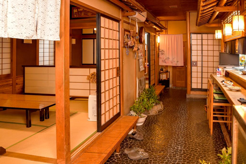 魚藤 都留市 居酒屋