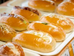焼きたてパン ルビアン不二