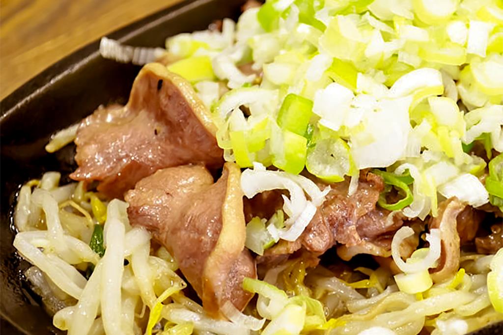 ヤキトンともちゃん 昭和 居酒屋1