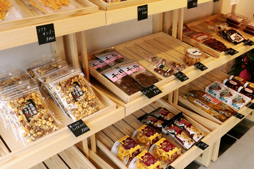 スタイリッシュなおにぎり専門店「RAN」