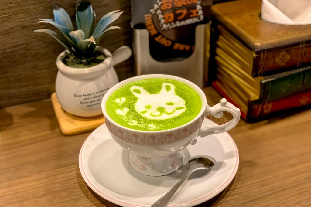 GRU CAFFE 大月市 カフェ