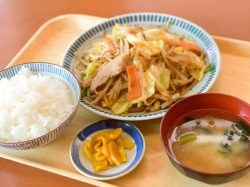 初狩PA（パーキングエリア） 下り スナックコーナー 大月市 和食・ラーメン・そば・うどん