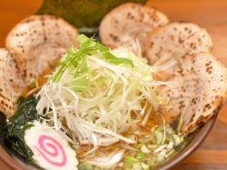 雁坂ラーメン 中村屋 山梨市 ラーメン