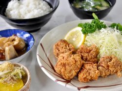 さかや食堂