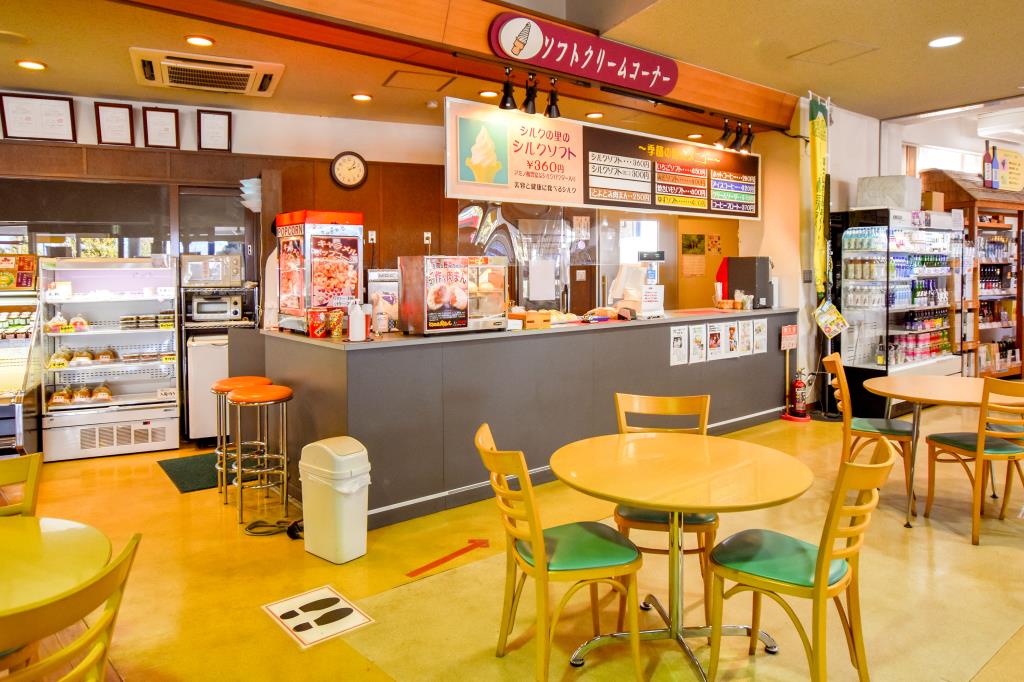 道の駅とよとみソフトクリームコーナー Paulista 中央市 スイーツ