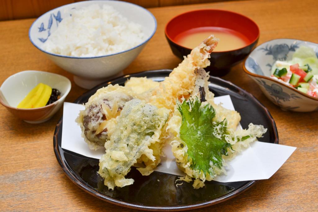 天ぷら・とんかつ みしな 笛吹市 和食