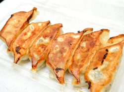 焼鳥 餃子 自慢屋 甲府 テイクアウト