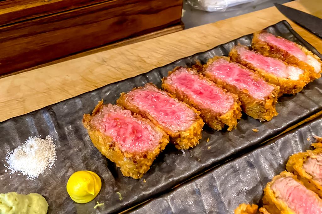 和牛バル 603 甲府 居酒屋・焼肉・バー