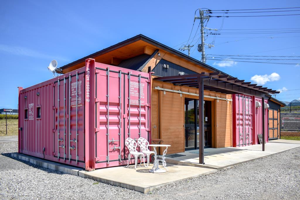 ドメーヌ茅ヶ岳 ワイナリー1