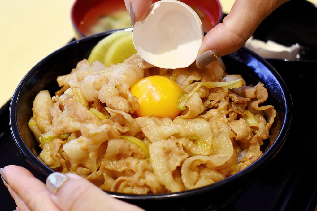 「伝説のすた丼屋」甲府店2021年4月6日オープン！