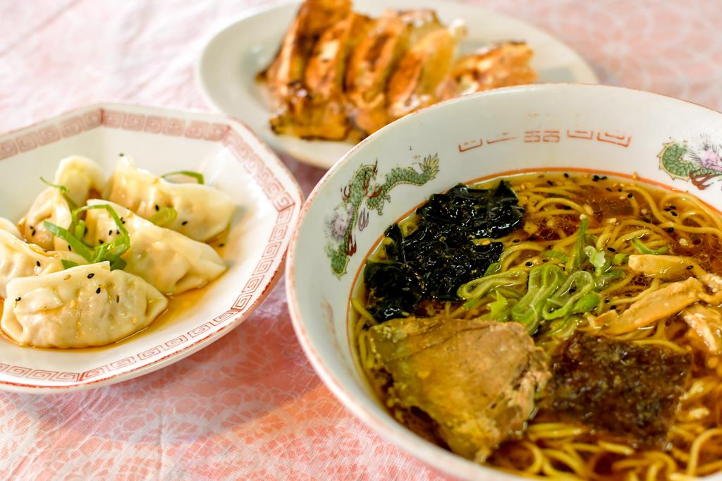 黒豚餃子 寅さんラーメン 南アルプス市2