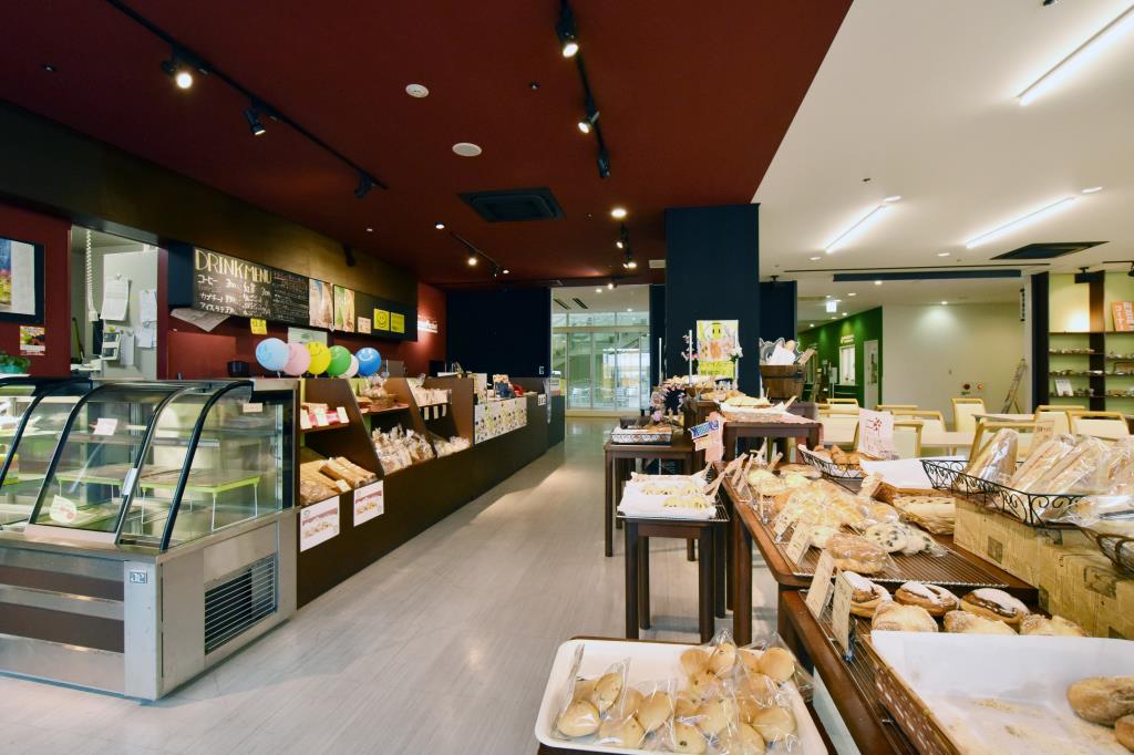 コーナーポケット 韮崎駅前MDK店 内観