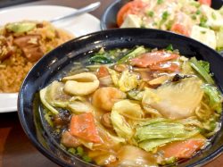 New China ニューチャイナ 中華 富士河口湖町