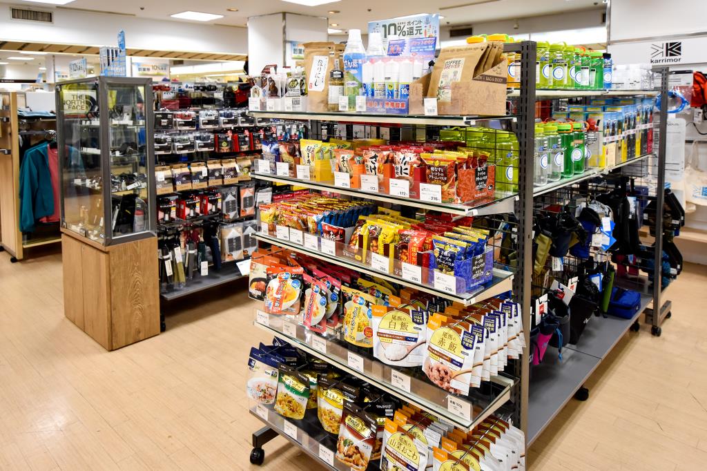 好日山荘　甲府岡島店 アウトドアショップ5