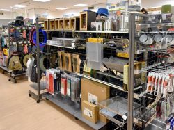 好日山荘　甲府岡島店 アウトドアショップ4