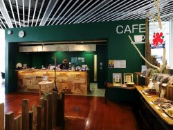 【cafe vol.79】図書カフェ by白州山の水農場～香り高き表現者～ | ゆるゆるカフェめぐり〜スタッフのぶれいくたいむ〜 | PORTA