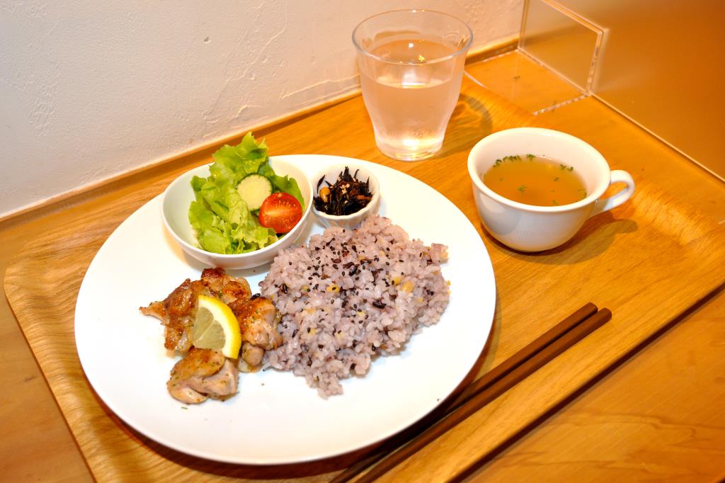 カフェクローバー 甲府2