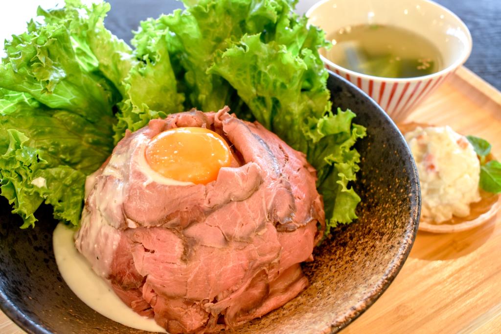 富島屋 忍野 カフェ5