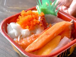 大漁丼家 石和店・焼き肉弁当雪月花【閉店】