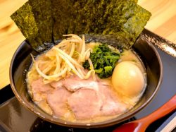 熟成豚骨ラーメン そだし国玉店