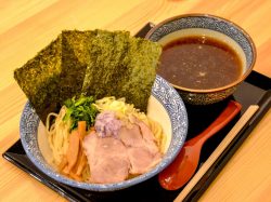 横浜家系ラーメン そだし国玉店　甲府4