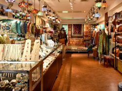 Turquoise World 北杜市 雑貨1
