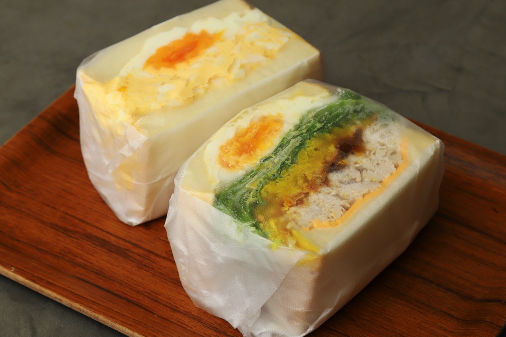 PUERTO（プエルト）キッチン間借りでオープン