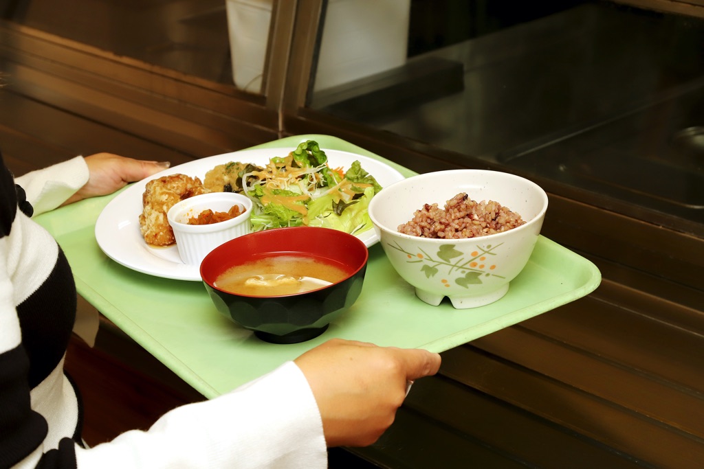 ナチュラルグレース 県庁地下食堂