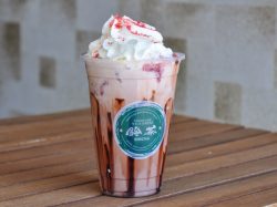 タピオカ専門店　鈴茶　河口湖店2